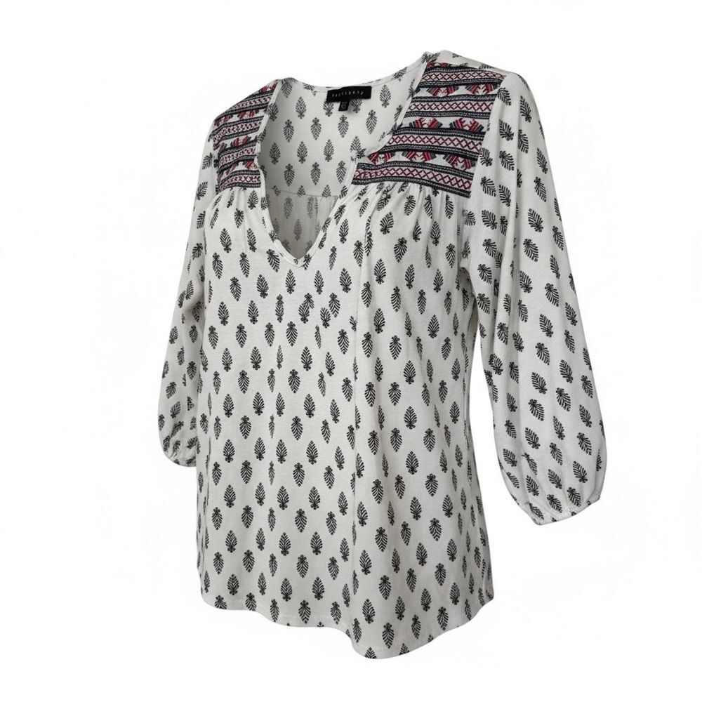 Sanctuary Ivory Blouse with Embroidered shoulders - Size XS